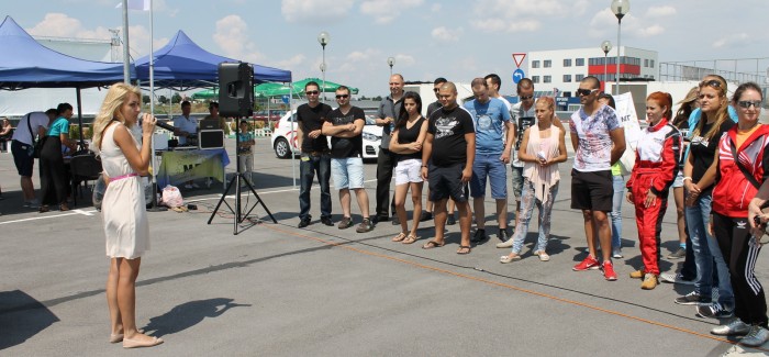 Най-внимателните и бързи състезатели  Илина и Петър спечелиха любителско рали в Бургас