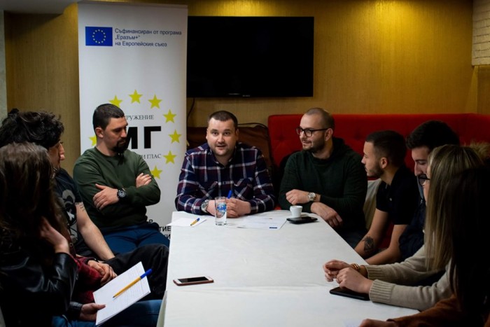 Обучават младежи от Ловеч за активно участие в политиките на местно ниво